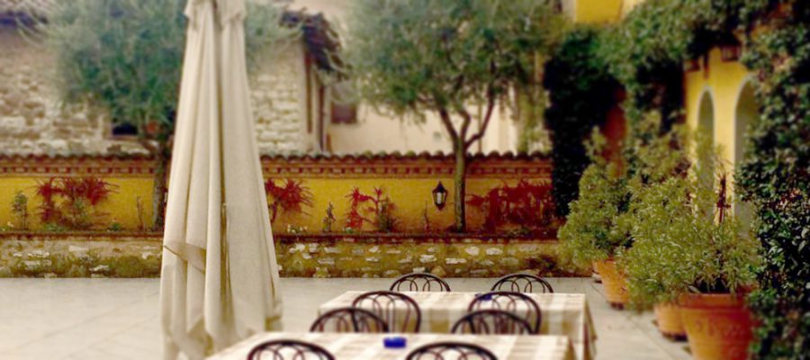 particolare del cortile